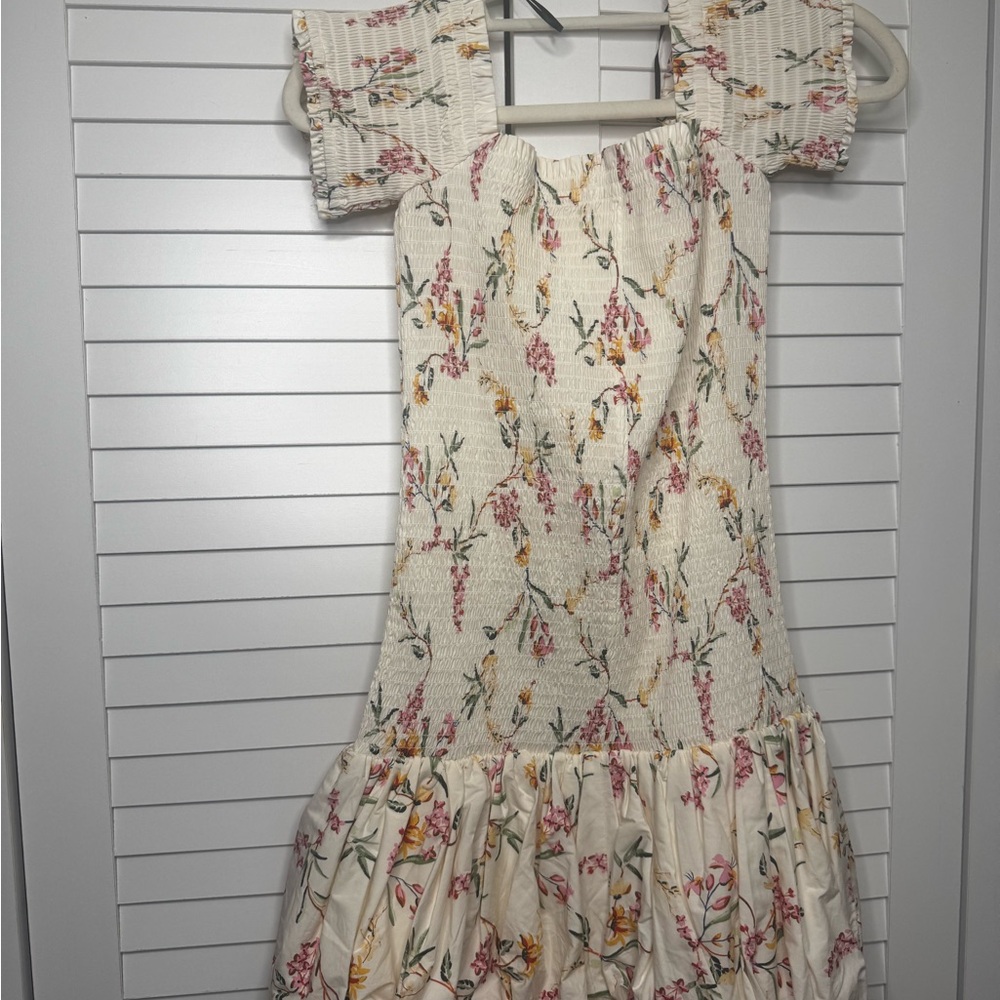 Floral Off-Shoulder off white Summer spring /summer Dress H&M NWOT